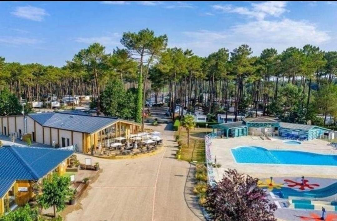 Camping Des Dunes De Contis Mobilhome 3Ch, Saint-Julien-en-Born Eksteriør billede
